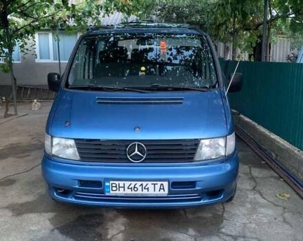 Синий Мерседес Вито, объемом двигателя 2.3 л и пробегом 250 тыс. км за 6500 $, фото 1 на Automoto.ua