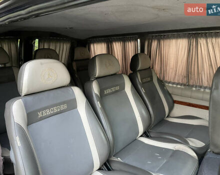 Синій Мерседес Віто, об'ємом двигуна 2.15 л та пробігом 320 тис. км за 3950 $, фото 23 на Automoto.ua