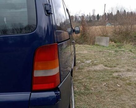 Синий Мерседес Вито, объемом двигателя 2.2 л и пробегом 270 тыс. км за 4700 $, фото 6 на Automoto.ua