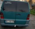 Синий Мерседес Вито, объемом двигателя 2.1 л и пробегом 200 тыс. км за 4600 $, фото 1 на Automoto.ua