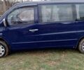 Синий Мерседес Вито, объемом двигателя 2.2 л и пробегом 270 тыс. км за 4700 $, фото 3 на Automoto.ua