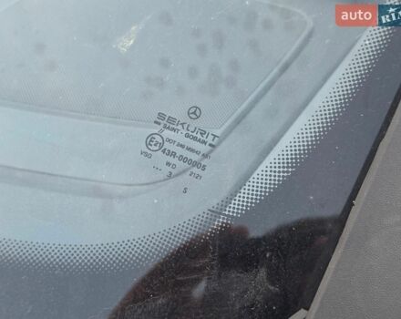 Синій Мерседес Віто, об'ємом двигуна 2.2 л та пробігом 312 тис. км за 3999 $, фото 34 на Automoto.ua