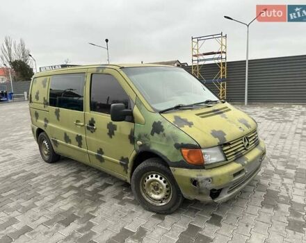 Синий Мерседес Вито, объемом двигателя 2.2 л и пробегом 420 тыс. км за 3000 $, фото 3 на Automoto.ua