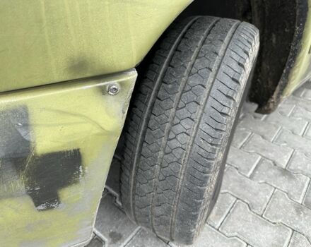 Синий Мерседес Вито, объемом двигателя 2.2 л и пробегом 420 тыс. км за 3000 $, фото 5 на Automoto.ua