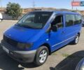 Синий Мерседес Вито, объемом двигателя 2.15 л и пробегом 316 тыс. км за 6200 $, фото 1 на Automoto.ua