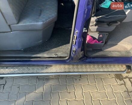 Синій Мерседес Віто, об'ємом двигуна 2.15 л та пробігом 468 тис. км за 7800 $, фото 27 на Automoto.ua
