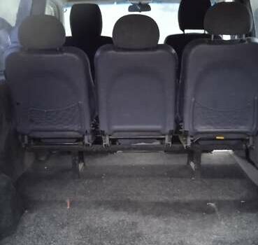 Синий Мерседес Вито, объемом двигателя 2.15 л и пробегом 380 тыс. км за 4850 $, фото 7 на Automoto.ua