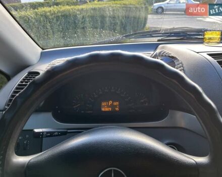 Синий Мерседес Вито, объемом двигателя 2.15 л и пробегом 463 тыс. км за 7500 $, фото 13 на Automoto.ua