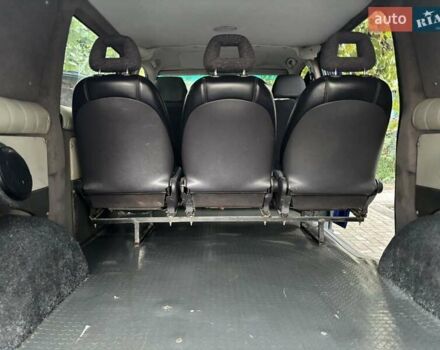 Синий Мерседес Вито, объемом двигателя 2.15 л и пробегом 300 тыс. км за 7000 $, фото 8 на Automoto.ua