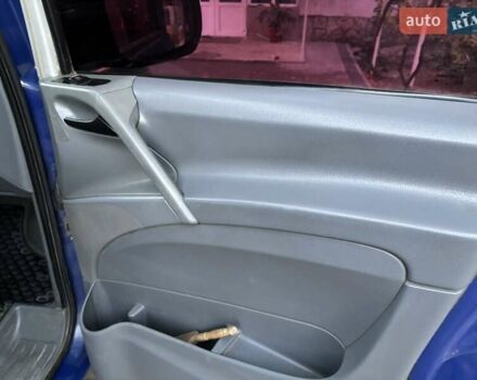 Синий Мерседес Вито, объемом двигателя 2.15 л и пробегом 300 тыс. км за 7000 $, фото 14 на Automoto.ua