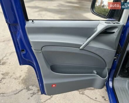 Синий Мерседес Вито, объемом двигателя 2.15 л и пробегом 400 тыс. км за 5950 $, фото 29 на Automoto.ua