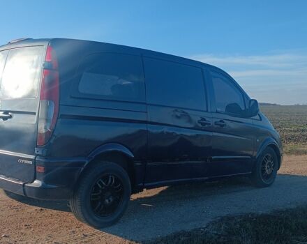 Синий Мерседес Вито, объемом двигателя 2.2 л и пробегом 130 тыс. км за 4800 $, фото 2 на Automoto.ua