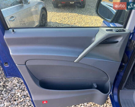 Синій Мерседес Віто, об'ємом двигуна 2.2 л та пробігом 299 тис. км за 6999 $, фото 12 на Automoto.ua