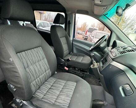 Синий Мерседес Вито, объемом двигателя 2.2 л и пробегом 431 тыс. км за 5050 $, фото 8 на Automoto.ua