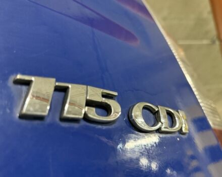 Синий Мерседес Вито, объемом двигателя 2.2 л и пробегом 330 тыс. км за 4900 $, фото 17 на Automoto.ua