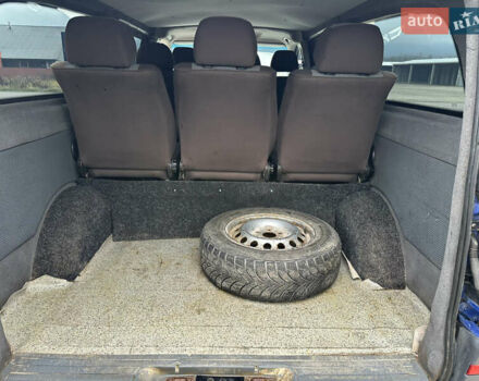 Синий Мерседес Вито, объемом двигателя 2.2 л и пробегом 294 тыс. км за 6500 $, фото 13 на Automoto.ua