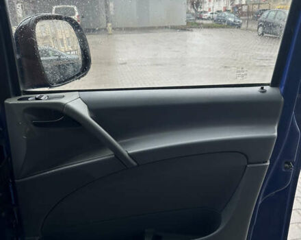 Синій Мерседес Віто, об'ємом двигуна 2.15 л та пробігом 265 тис. км за 8928 $, фото 7 на Automoto.ua