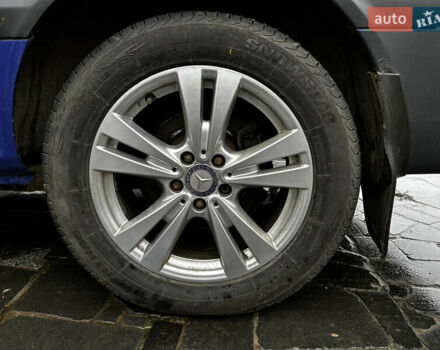 Синий Мерседес Вито, объемом двигателя 2.15 л и пробегом 367 тыс. км за 13000 $, фото 23 на Automoto.ua