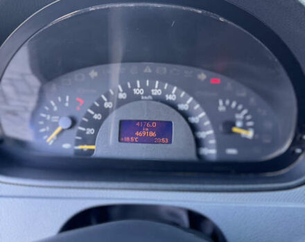 Синий Мерседес Вито, объемом двигателя 2.15 л и пробегом 469 тыс. км за 10300 $, фото 16 на Automoto.ua