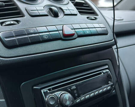 Синий Мерседес Вито, объемом двигателя 2.15 л и пробегом 362 тыс. км за 8299 $, фото 7 на Automoto.ua