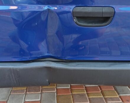 Синий Мерседес Вито, объемом двигателя 2.1 л и пробегом 347 тыс. км за 9999 $, фото 13 на Automoto.ua