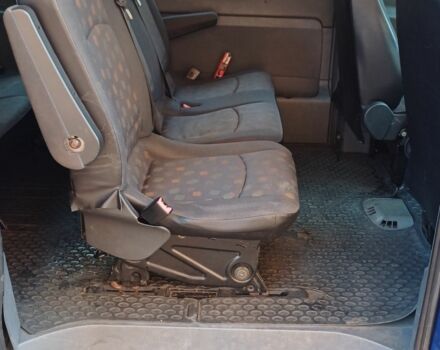 Синий Мерседес Вито, объемом двигателя 2.1 л и пробегом 347 тыс. км за 9999 $, фото 10 на Automoto.ua