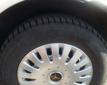 Синий Мерседес Вито, объемом двигателя 2.1 л и пробегом 338 тыс. км за 8300 $, фото 9 на Automoto.ua