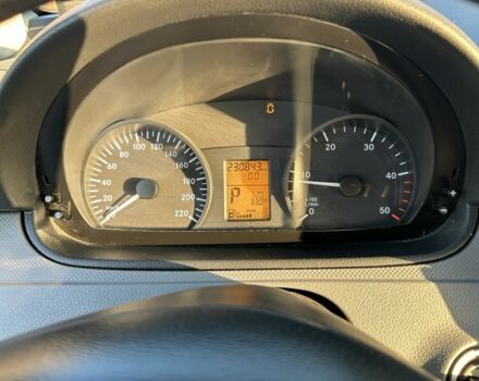 Синий Мерседес Вито, объемом двигателя 2.2 л и пробегом 230 тыс. км за 11400 $, фото 7 на Automoto.ua