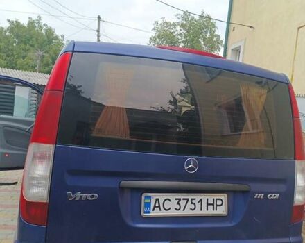 Синий Мерседес Вито, объемом двигателя 2.15 л и пробегом 295 тыс. км за 8900 $, фото 3 на Automoto.ua
