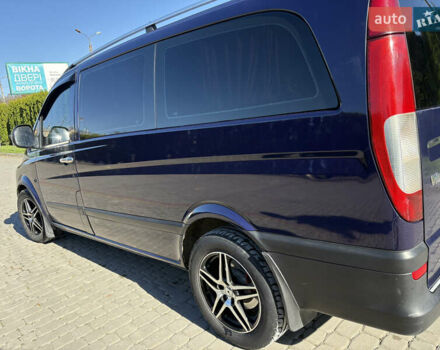 Синий Мерседес Вито, объемом двигателя 2.15 л и пробегом 320 тыс. км за 8888 $, фото 5 на Automoto.ua