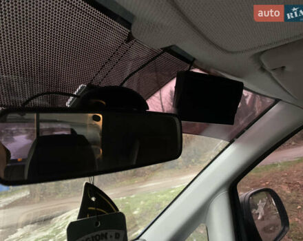 Мерседес Вито 2008 в Коростышеве на Automoto.ua Синий Мерседес Вито, объемом двигателя 2.99 л и пробегом 339 тыс. км за 9999 $, фото 12 на Automoto.ua