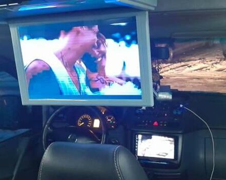 Синий Мерседес Вито, объемом двигателя 2.15 л и пробегом 404 тыс. км за 9999 $, фото 8 на Automoto.ua