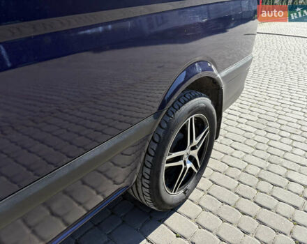 Синий Мерседес Вито, объемом двигателя 2.15 л и пробегом 320 тыс. км за 8888 $, фото 12 на Automoto.ua