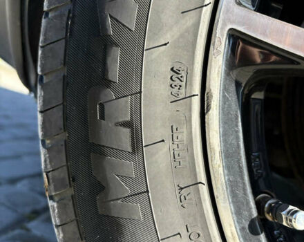 Синий Мерседес Вито, объемом двигателя 2.15 л и пробегом 320 тыс. км за 8888 $, фото 11 на Automoto.ua