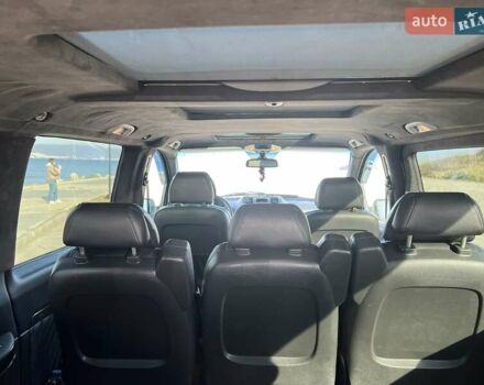 Синий Мерседес Вито, объемом двигателя 2.2 л и пробегом 480 тыс. км за 16000 $, фото 8 на Automoto.ua