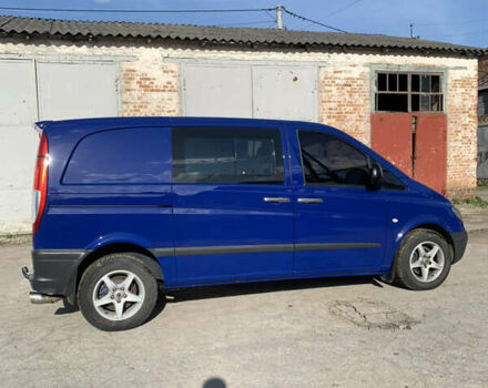 Мерседес Вито 2008 в Коростышеве на Automoto.ua Синий Мерседес Вито, объемом двигателя 2.99 л и пробегом 339 тыс. км за 9999 $, фото 4 на Automoto.ua