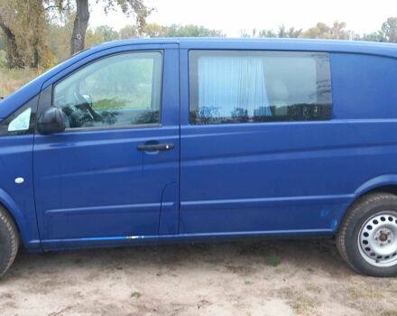 Синий Мерседес Вито, объемом двигателя 2.15 л и пробегом 320 тыс. км за 8700 $, фото 3 на Automoto.ua