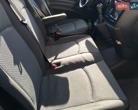 Синий Мерседес Вито, объемом двигателя 2.14 л и пробегом 285 тыс. км за 12000 $, фото 16 на Automoto.ua