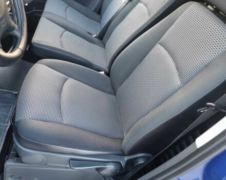 Синій Мерседес Віто, об'ємом двигуна 2.1 л та пробігом 282 тис. км за 11950 $, фото 2 на Automoto.ua