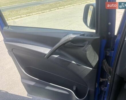 Синій Мерседес Віто, об'ємом двигуна 2.14 л та пробігом 220 тис. км за 8000 $, фото 31 на Automoto.ua