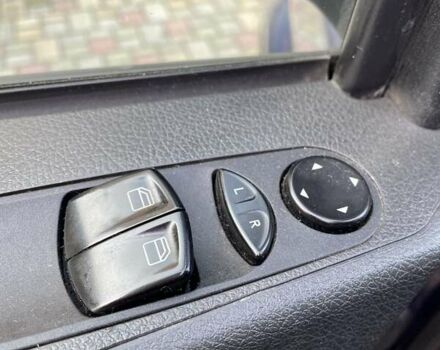 Синий Мерседес Вито, объемом двигателя 2.14 л и пробегом 385 тыс. км за 15999 $, фото 8 на Automoto.ua