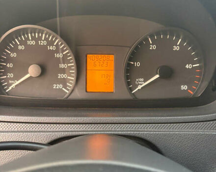 Синий Мерседес Вито, объемом двигателя 2.14 л и пробегом 400 тыс. км за 10000 $, фото 6 на Automoto.ua