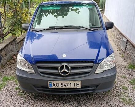 Синий Мерседес Вито, объемом двигателя 2.14 л и пробегом 395 тыс. км за 14500 $, фото 4 на Automoto.ua
