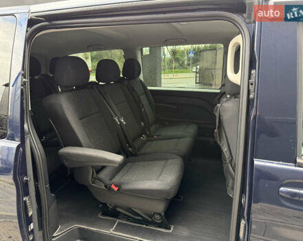 Мерседес Вито 2016 в Ужгороде на Automoto.ua Синий Мерседес Вито, объемом двигателя 2.14 л и пробегом 285 тыс. км за 24800 $, фото 5 на Automoto.ua