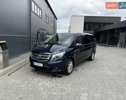 Мерседес Вито 2016 в Ужгороде на Automoto.ua Синий Мерседес Вито, объемом двигателя 2.14 л и пробегом 285 тыс. км за 24800 $, фото 2 на Automoto.ua