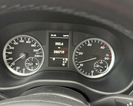 Мерседес Вито 2016 в Ужгороде на Automoto.ua Синий Мерседес Вито, объемом двигателя 2.14 л и пробегом 285 тыс. км за 24800 $, фото 13 на Automoto.ua