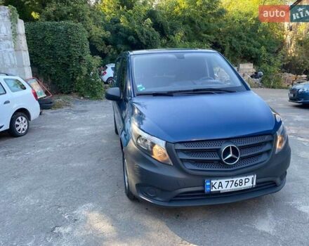 Синий Мерседес Вито, объемом двигателя 1.6 л и пробегом 230 тыс. км за 15500 $, фото 4 на Automoto.ua