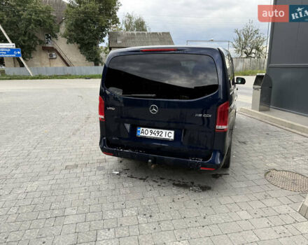 Мерседес Вито 2016 в Ужгороде на Automoto.ua Синий Мерседес Вито, объемом двигателя 2.14 л и пробегом 285 тыс. км за 24800 $, фото 3 на Automoto.ua