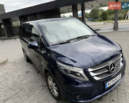 Мерседес Вито 2016 в Ужгороде на Automoto.ua Синий Мерседес Вито, объемом двигателя 2.14 л и пробегом 285 тыс. км за 24800 $, фото 1 на Automoto.ua