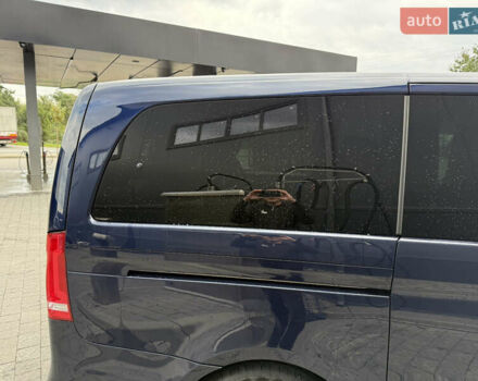 Мерседес Вито 2016 в Ужгороде на Automoto.ua Синий Мерседес Вито, объемом двигателя 2.14 л и пробегом 285 тыс. км за 24800 $, фото 6 на Automoto.ua